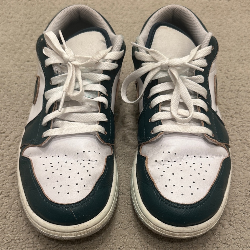 White and Oxidized Green Air Jordan 1 Low SE Men’s Sneakers Size 9.5